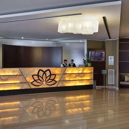 Winter Garden Bergamo Airport 4*