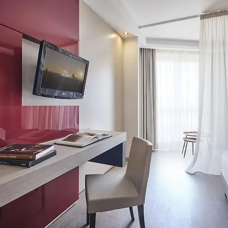 Winter Garden Bergamo Airport 4*