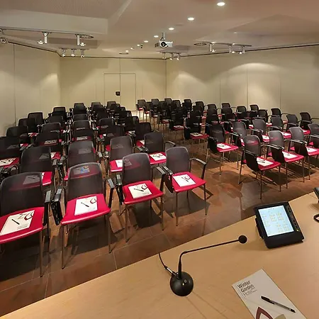Hotel Winter Garden Bergamo Airport 4*