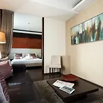 Hotel Winter Garden Bergamo Airport 4*