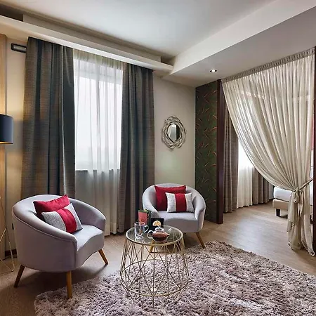 Hotel Winter Garden Bergamo Airport 4*